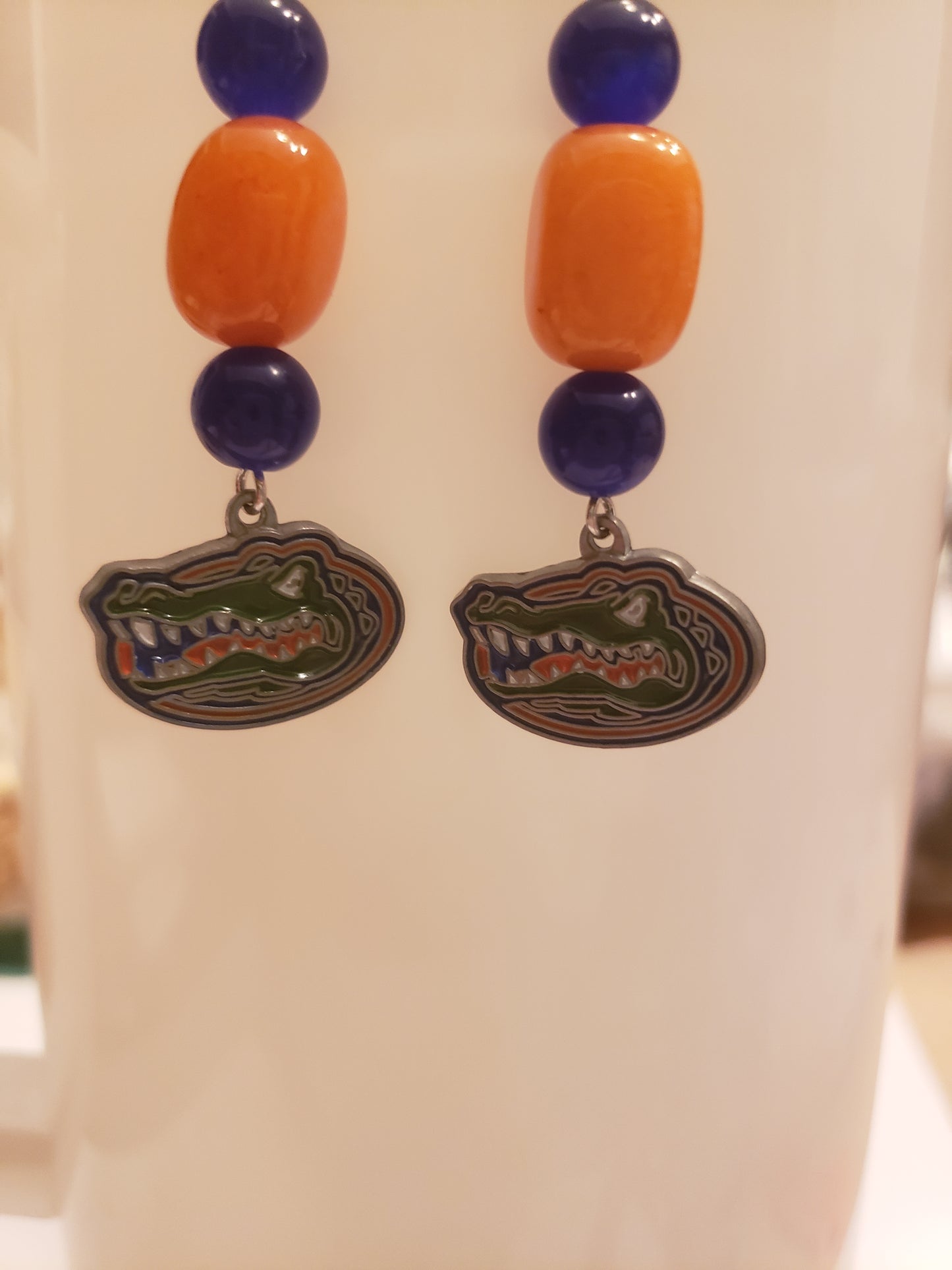 118E Gator Fan Earrings