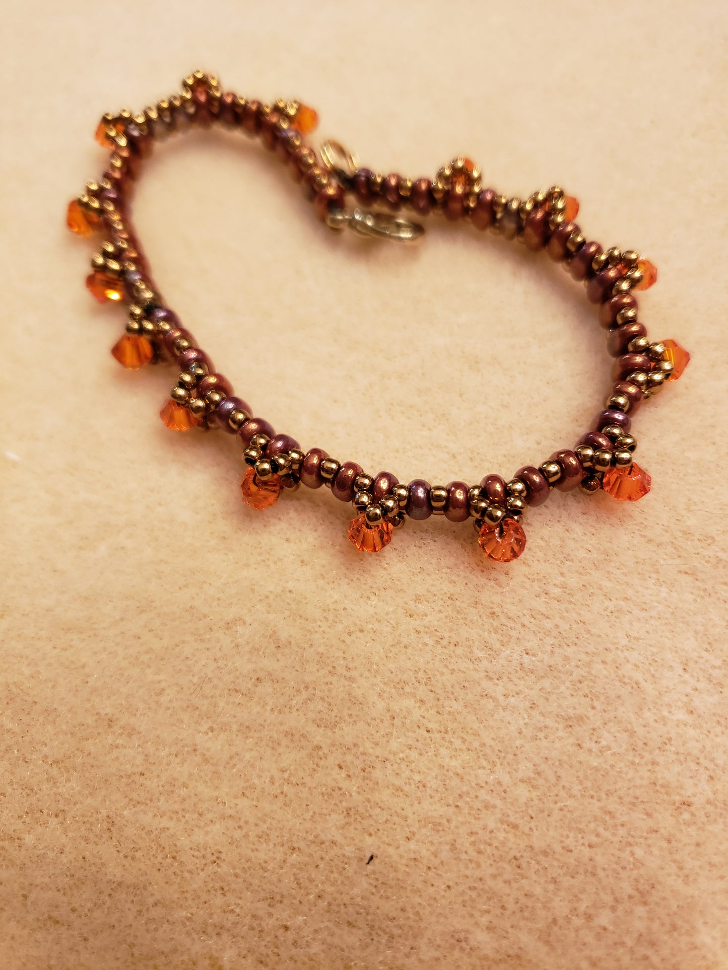 528B Raised Amber Bracelet