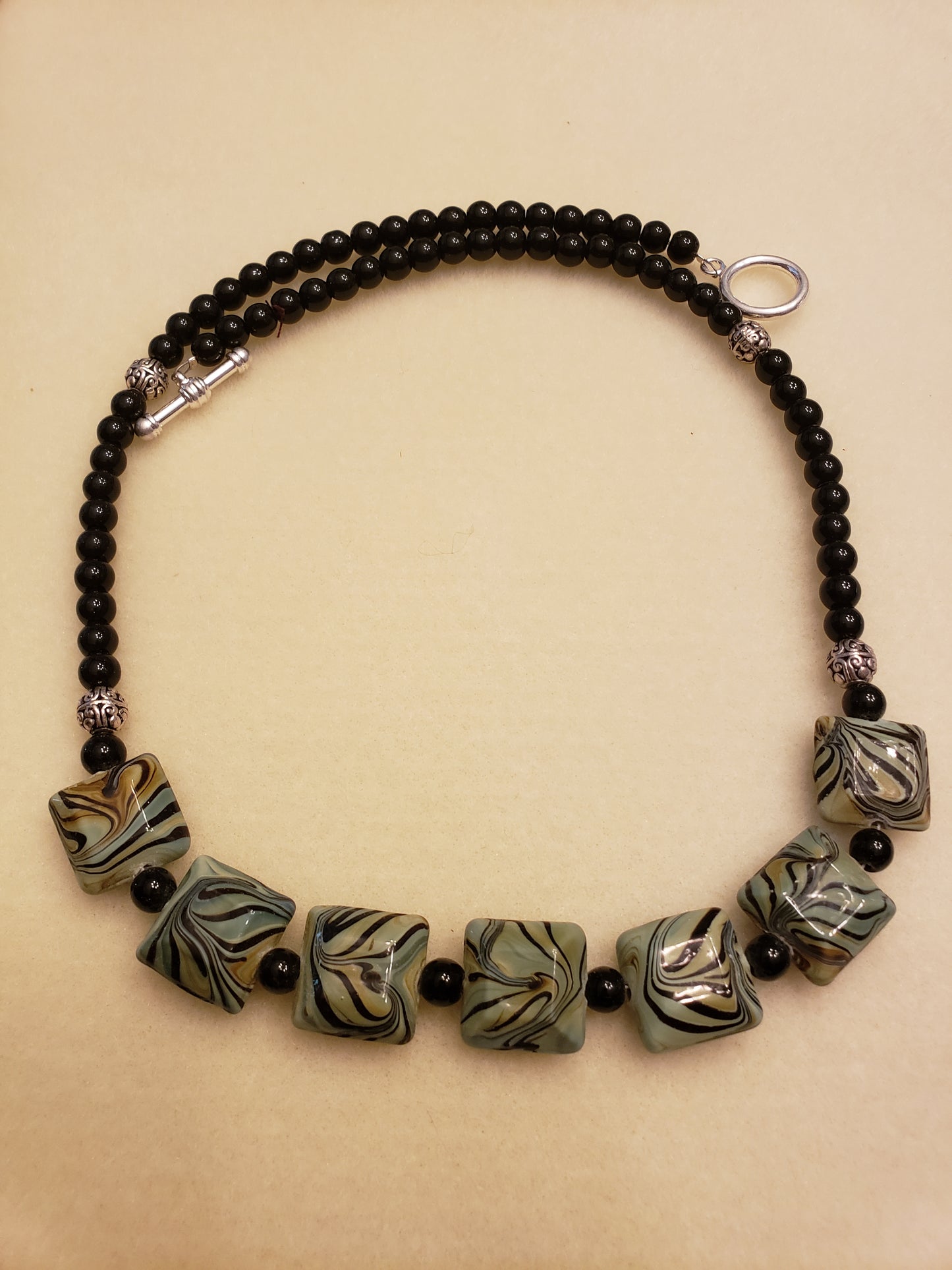 85N Square Moss Necklace