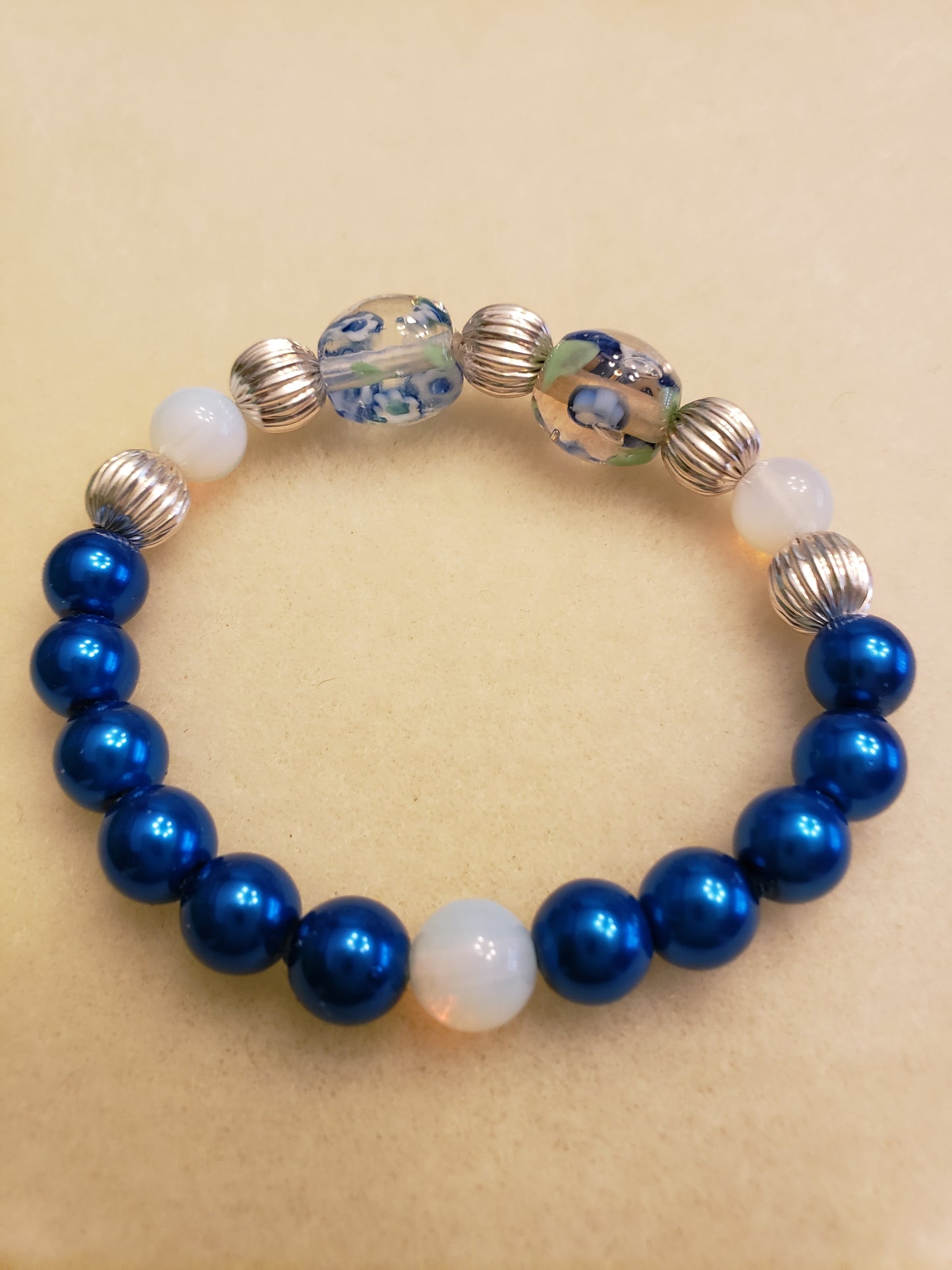 504B Blue Flower Stretch Bracelet