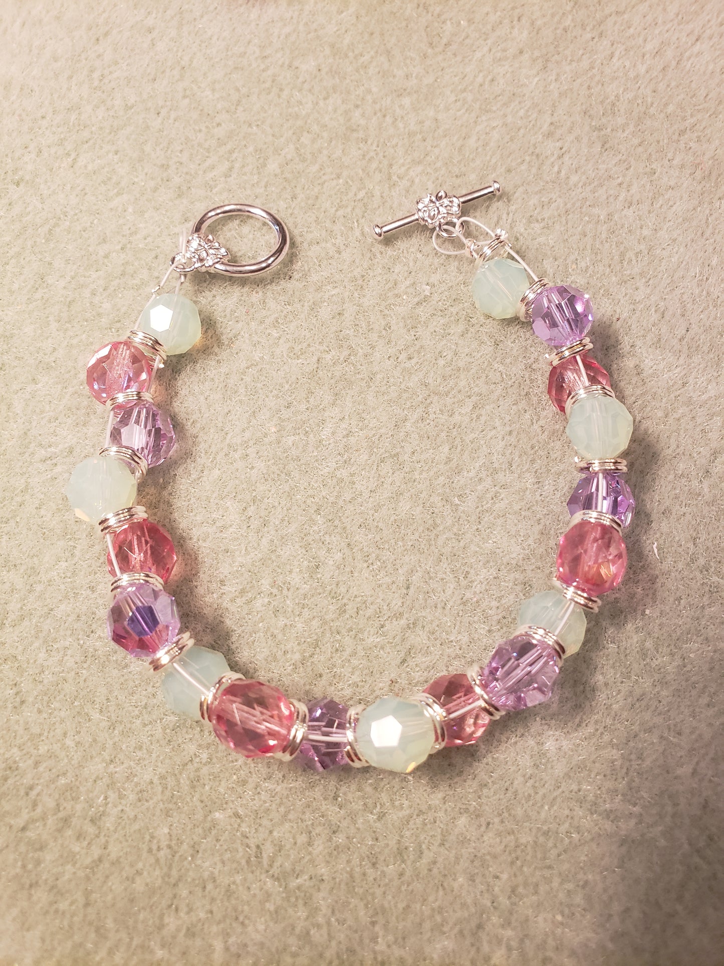 550B Crystal Delight Bracelet