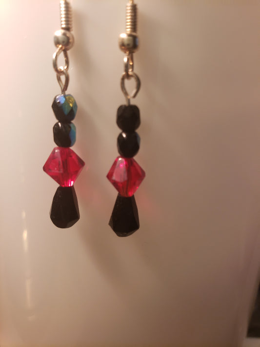 23E Bicone Red Crystal and Black Earrings