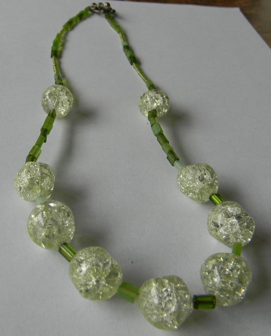 21N Green Crackled Bead Necklace